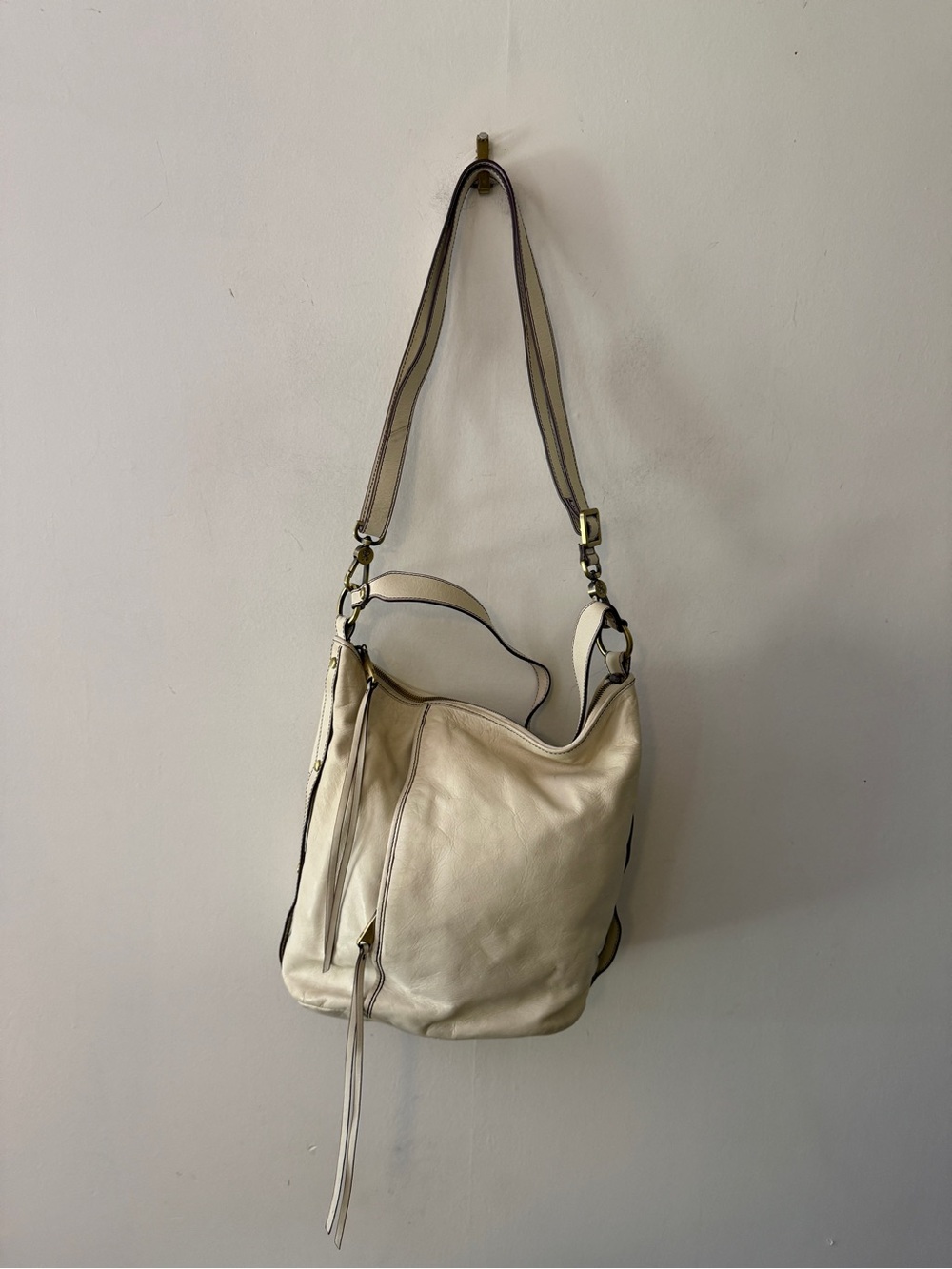 HOBO Canyon Cream Leather Hobo Shoulder Bag with Strap